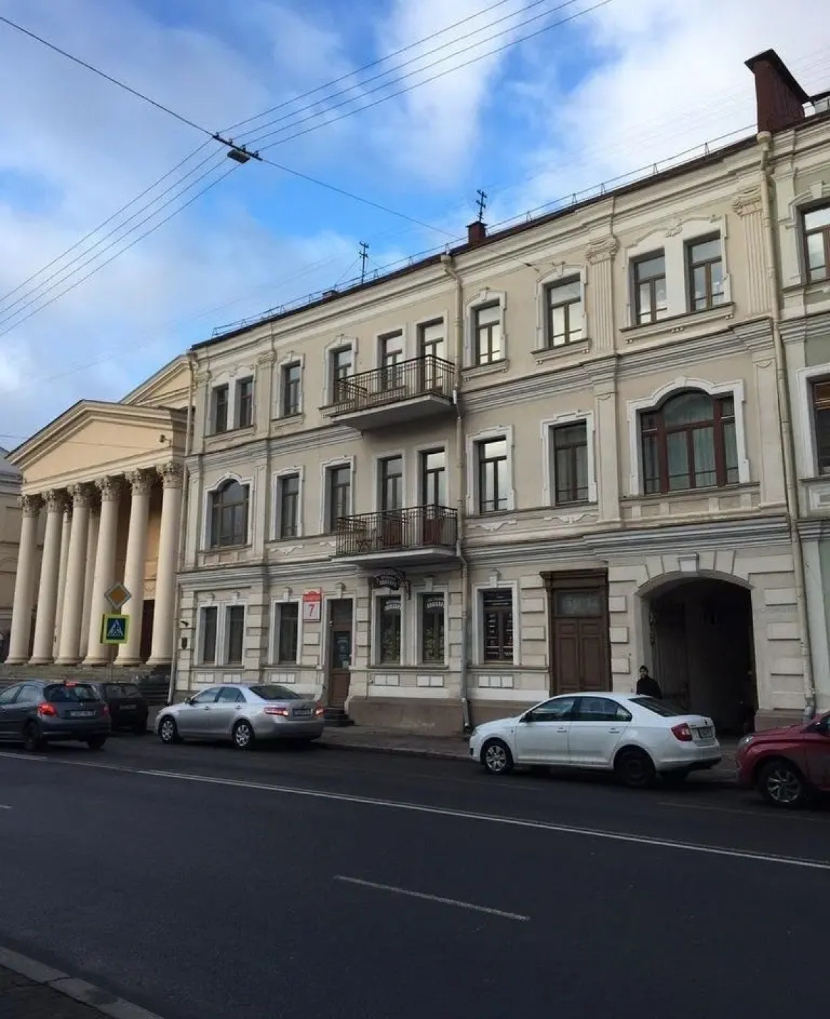 Апартаменты Володарского 7