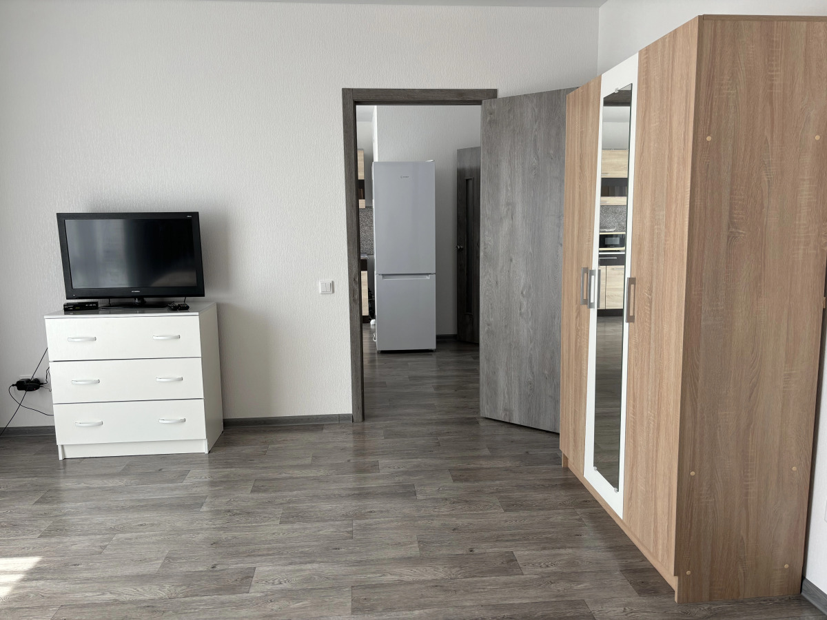 Апартаменты студия спальня на выезде к М5