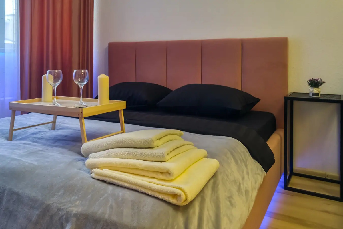 Апартаменты UNO APART на Степана Разина 2 38 м²