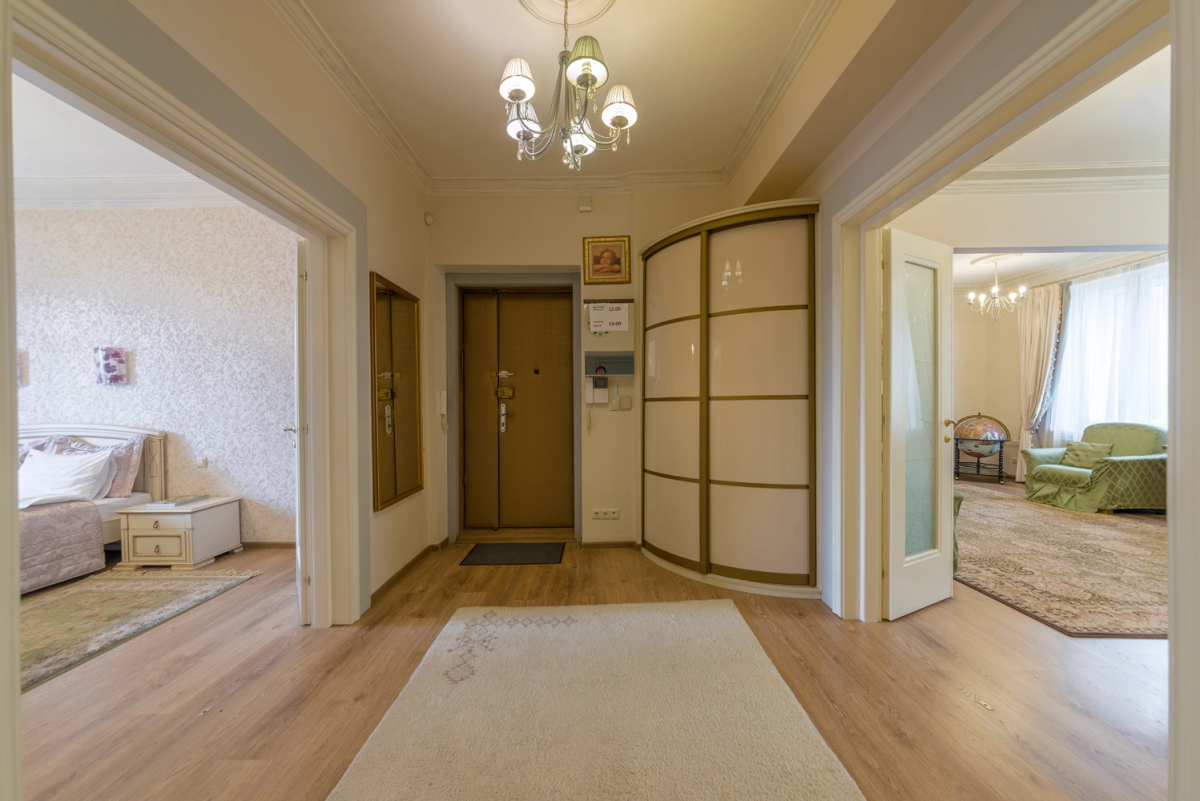 Апартаменты 4-комнатные HomeApart пр-т Независимости, 23