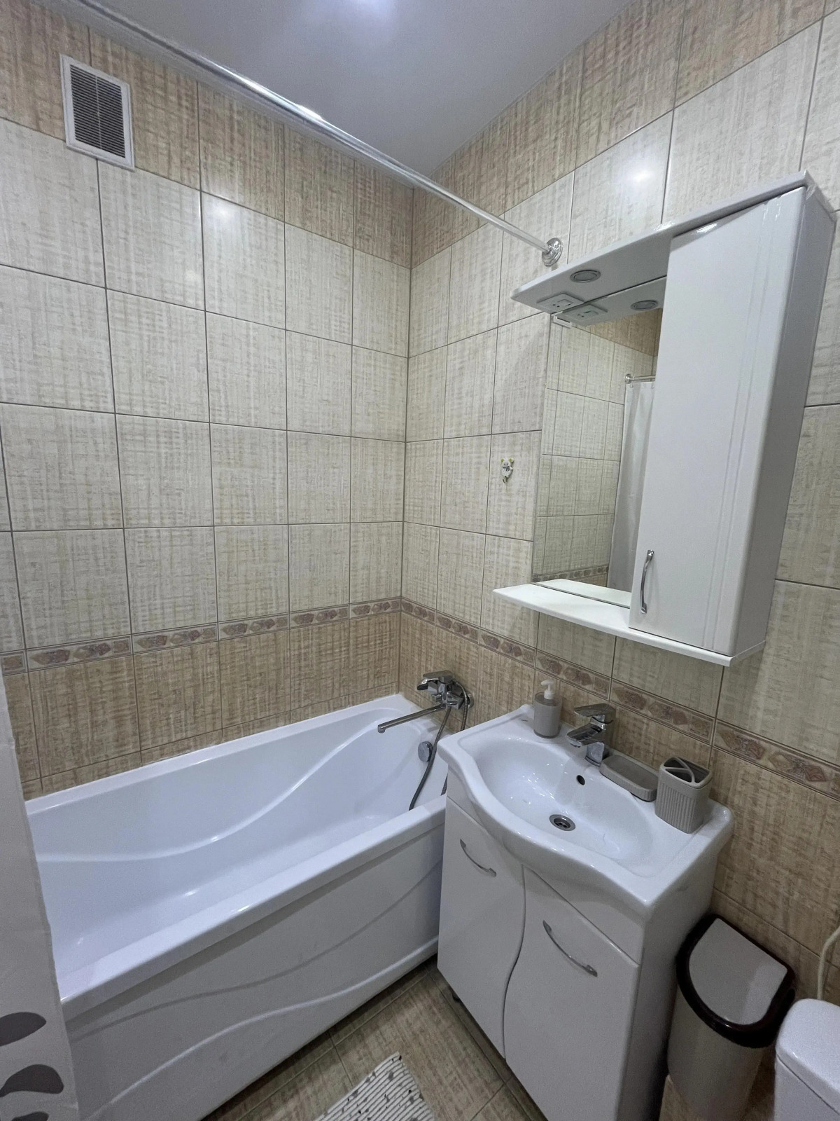 Квартира на Малиновского 10а