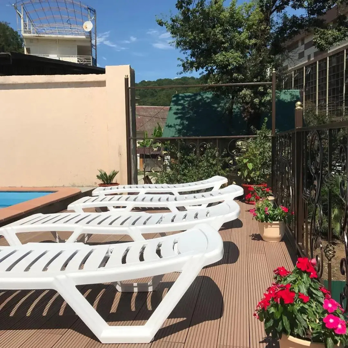 Гостевой дом  РА-ДУГА