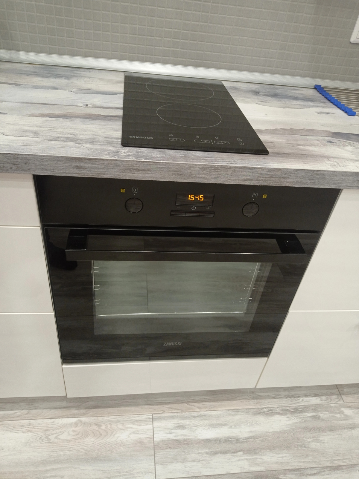 Апартаменты 1  НСК на Немировича -Данченко 158