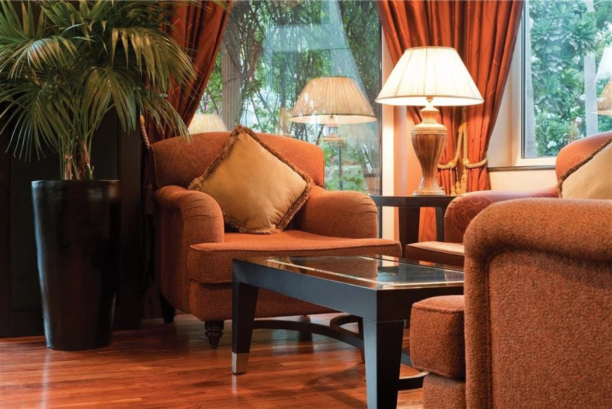 Le Meridien Dubai Hotel & Conference Centre