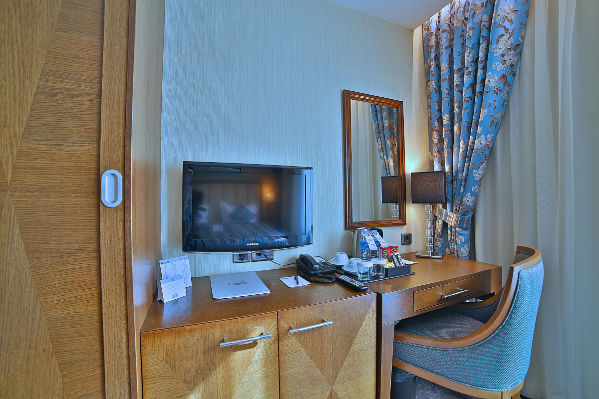 Adelmar Hotel İstanbul Sisli