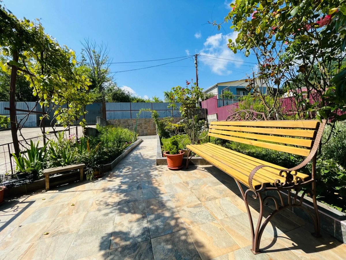 Гостевой дом Солнечная долина коттеджи Гости-24