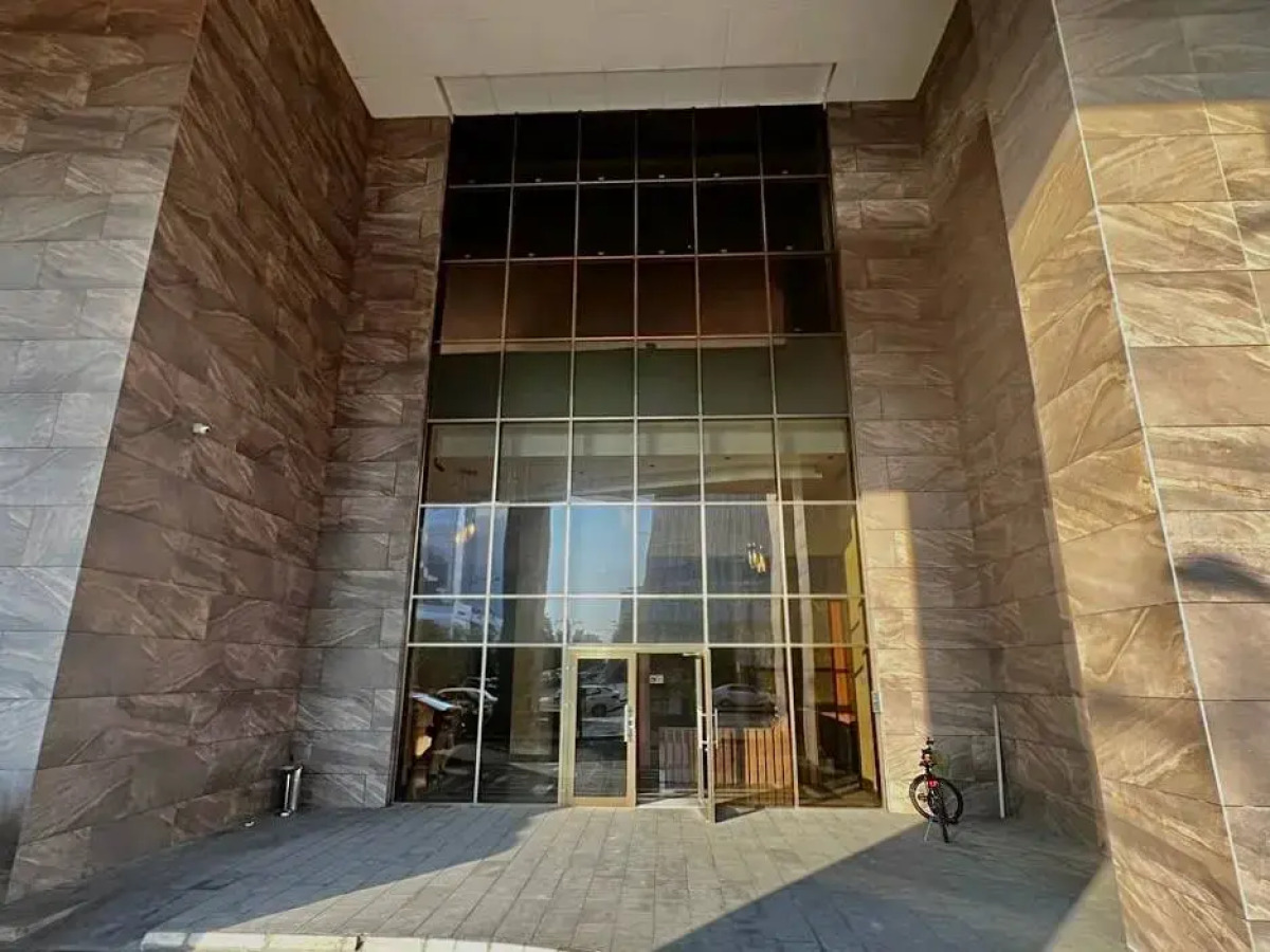 Апарт-отель на берегу моря, Porta Batumi Tower