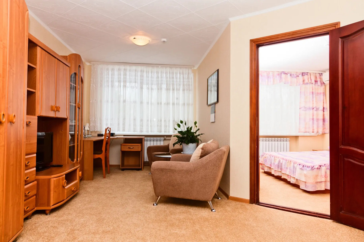 Отель Аэропорт