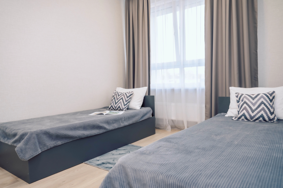 Трехкомнатная Просторная Квартира на 6 гостей у ТЦ Планета и Аквапарка