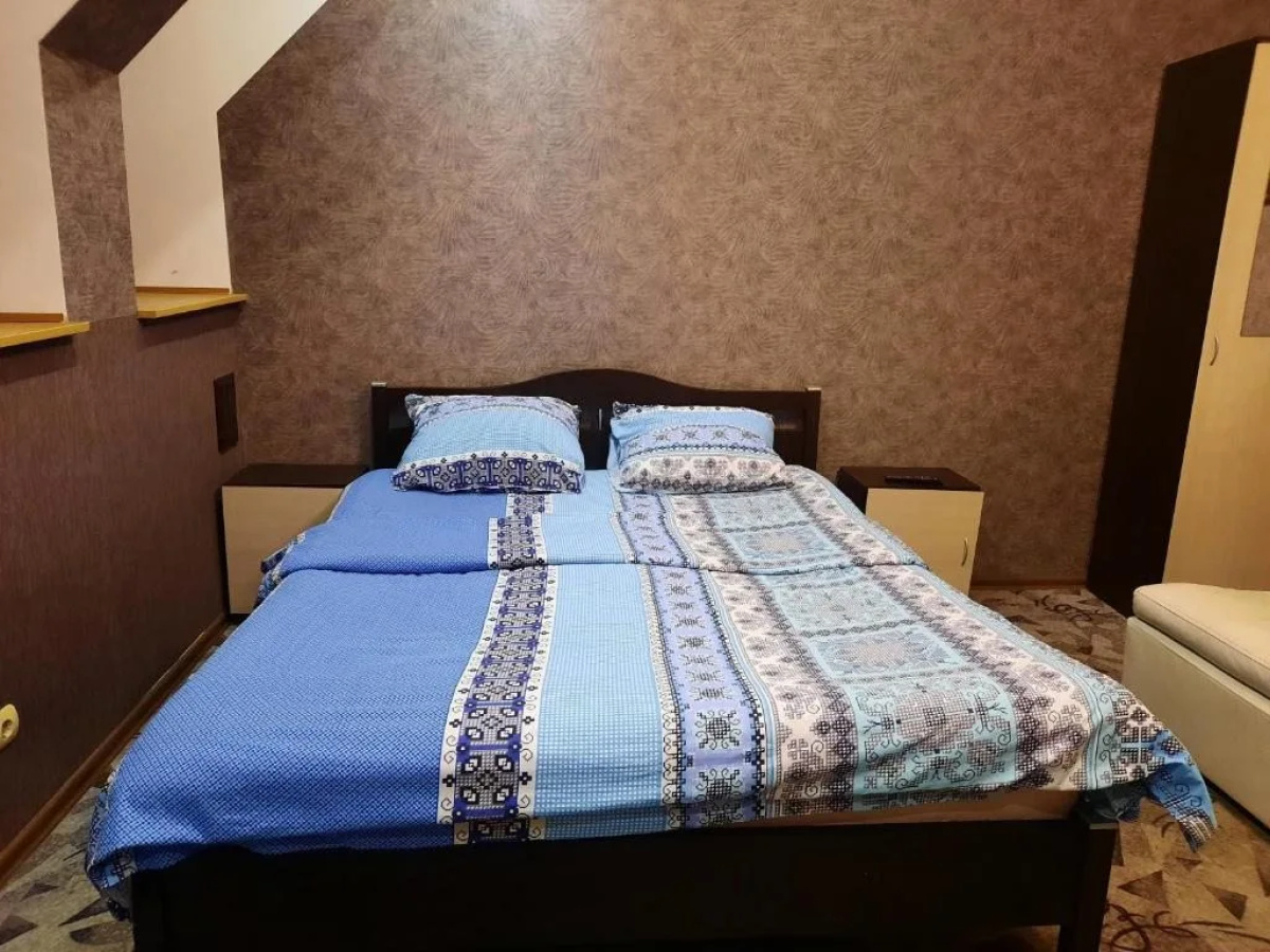 Хостел House New