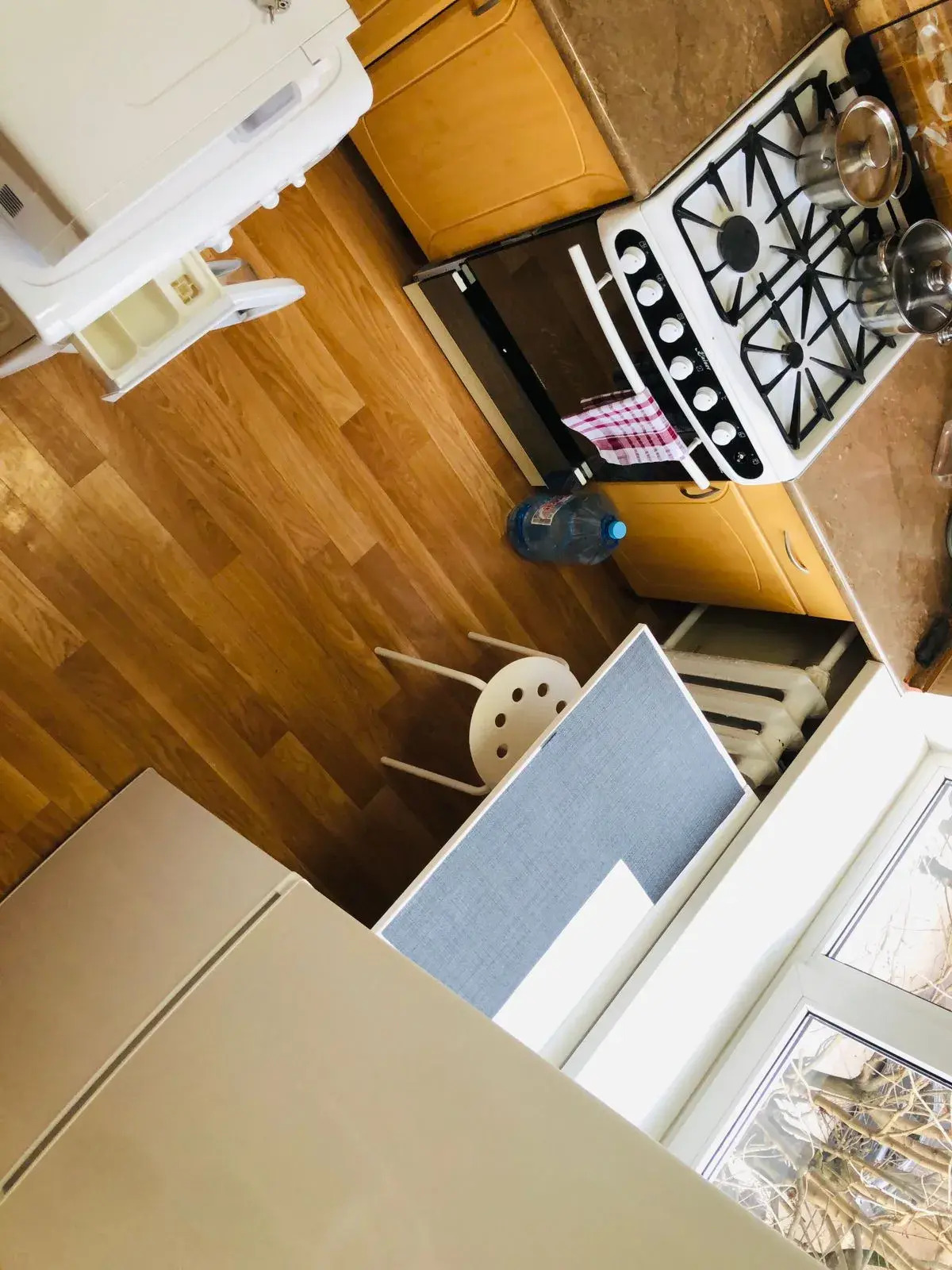 Апартаменты двухкомнатные в центре у озера