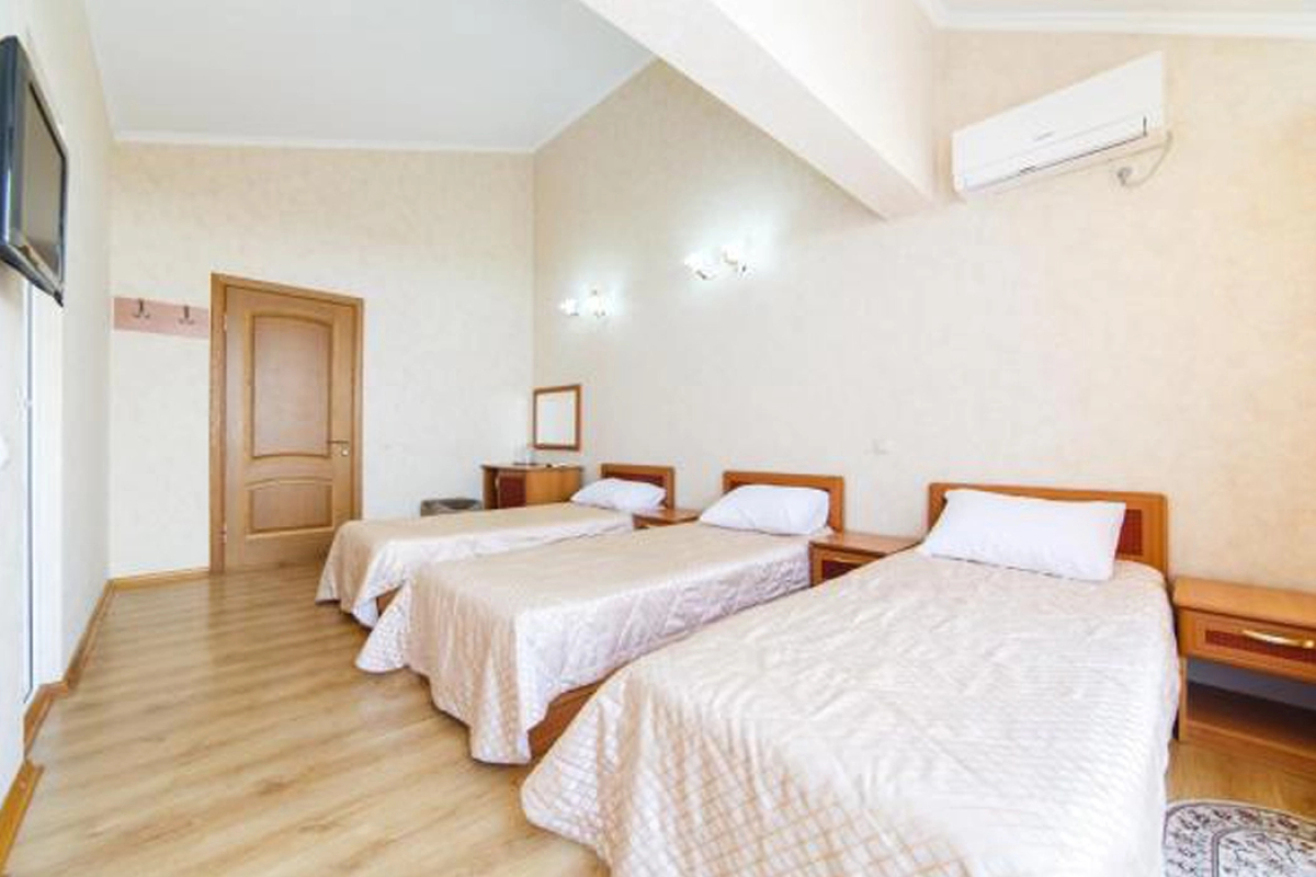 Гостевой Дом Лаура