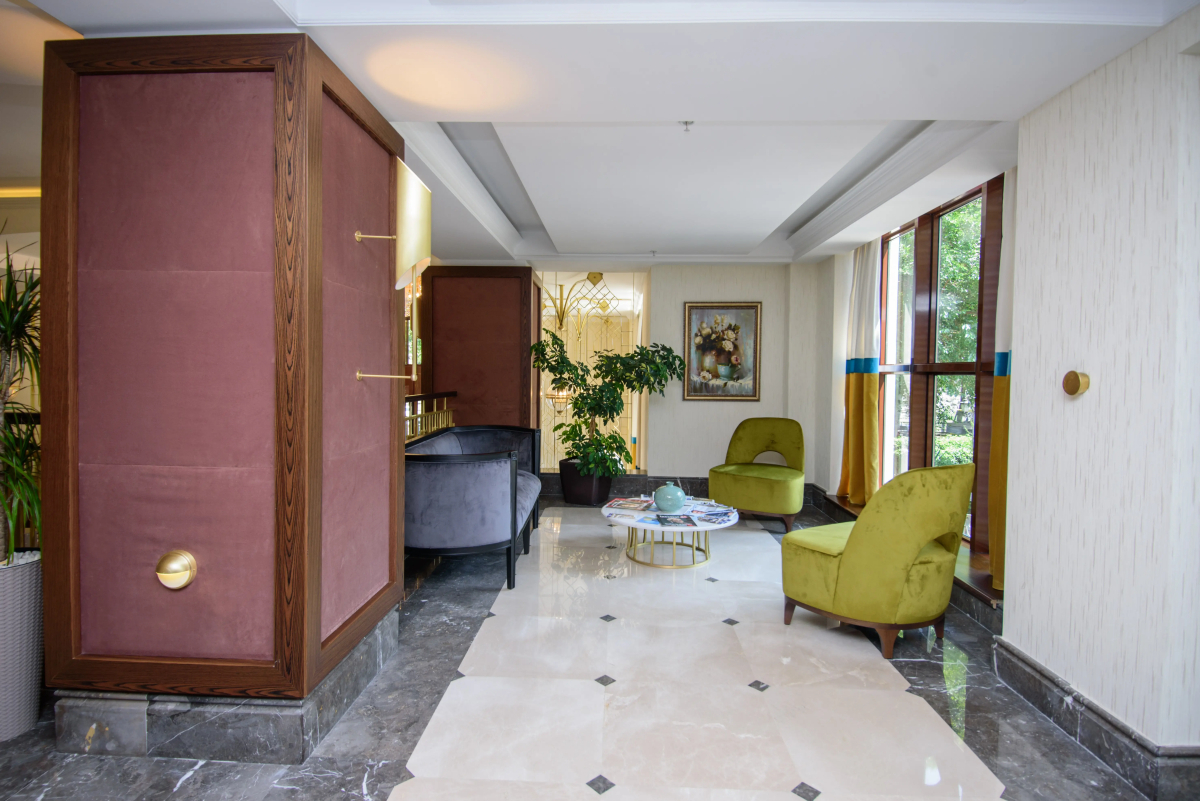 Отель Tiflis Palace