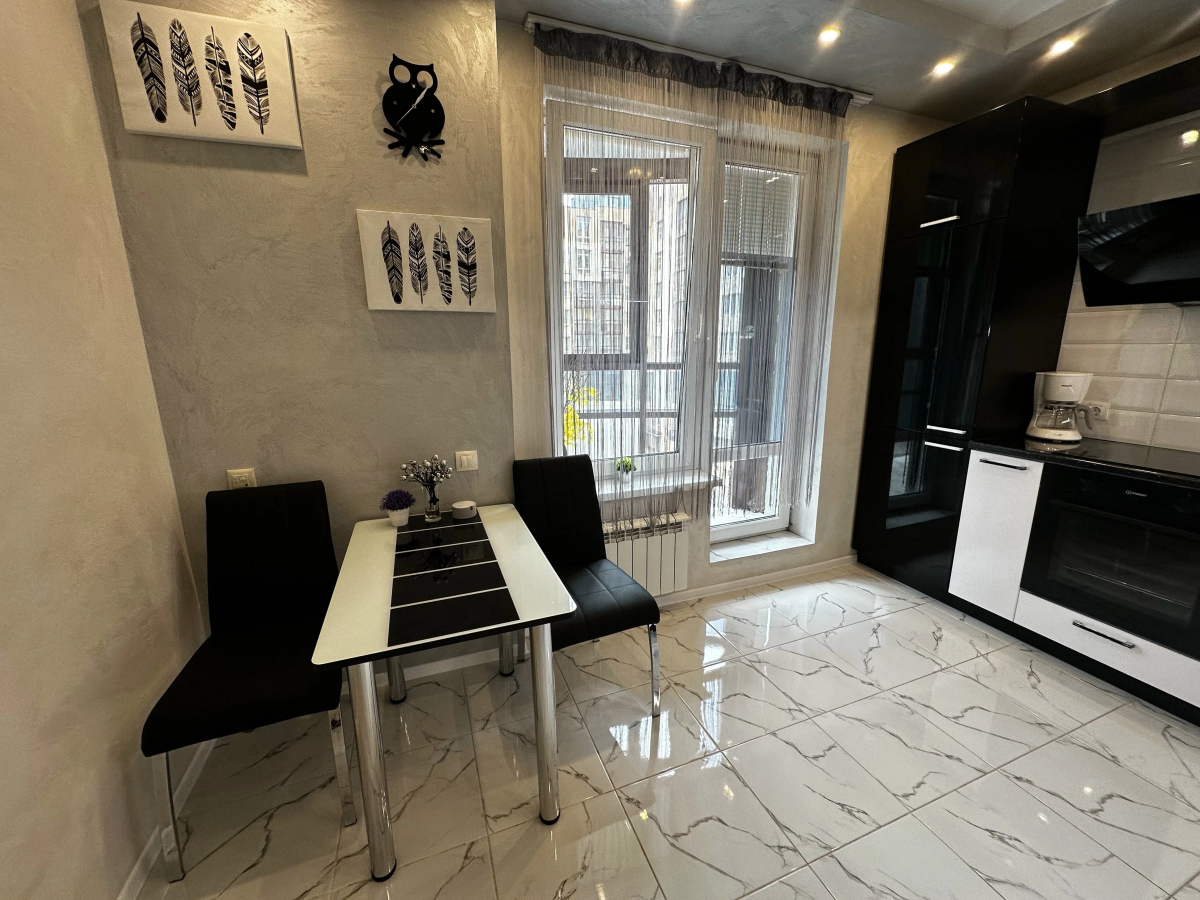 Квартира Магирус с Парящей Кроватью и Джакузи