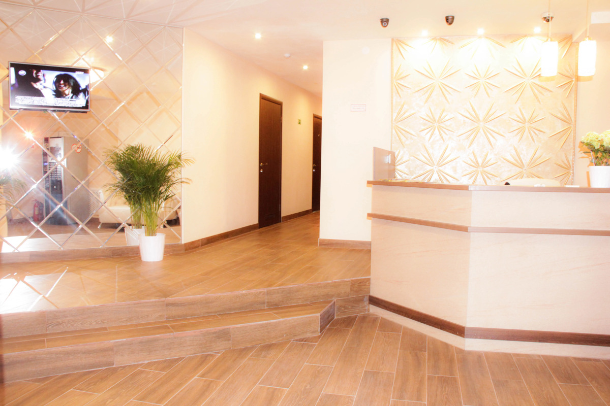 Отель Алмаз