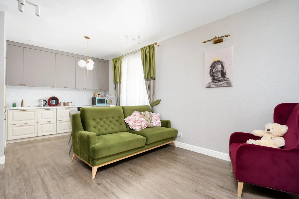 Квартира Трехкомнатная студия в ЖК Сосновый Бор