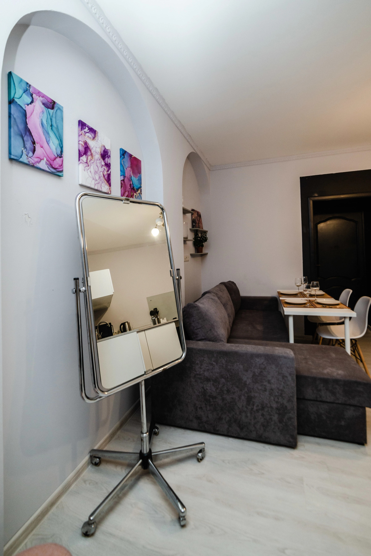 Апартаменты Жуковского 1/2/10 с2 (102)