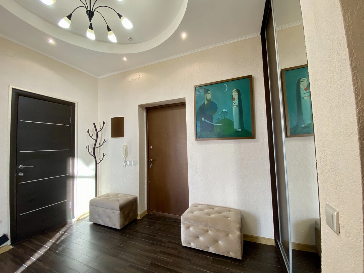 Апартаменты 2-к Элитные апартаменты с видом на Кремль