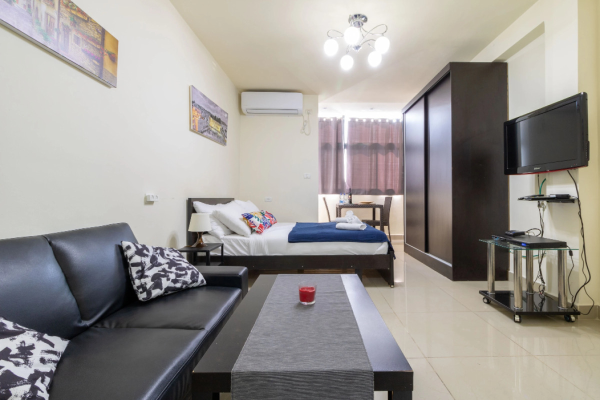 Nhe Machne Yehuda Apartments