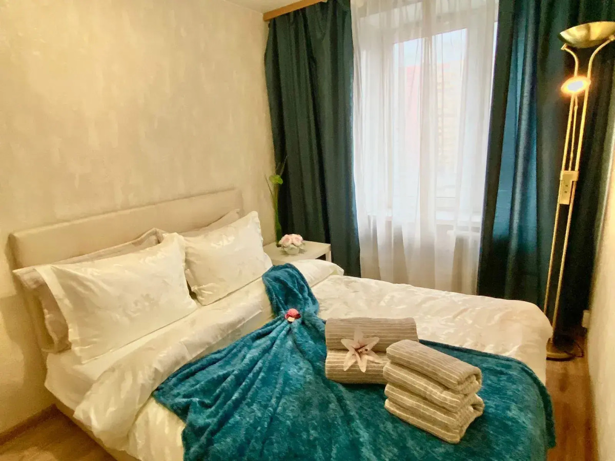 Квартира GoldApart на улице 1-я Дубровская 2Б