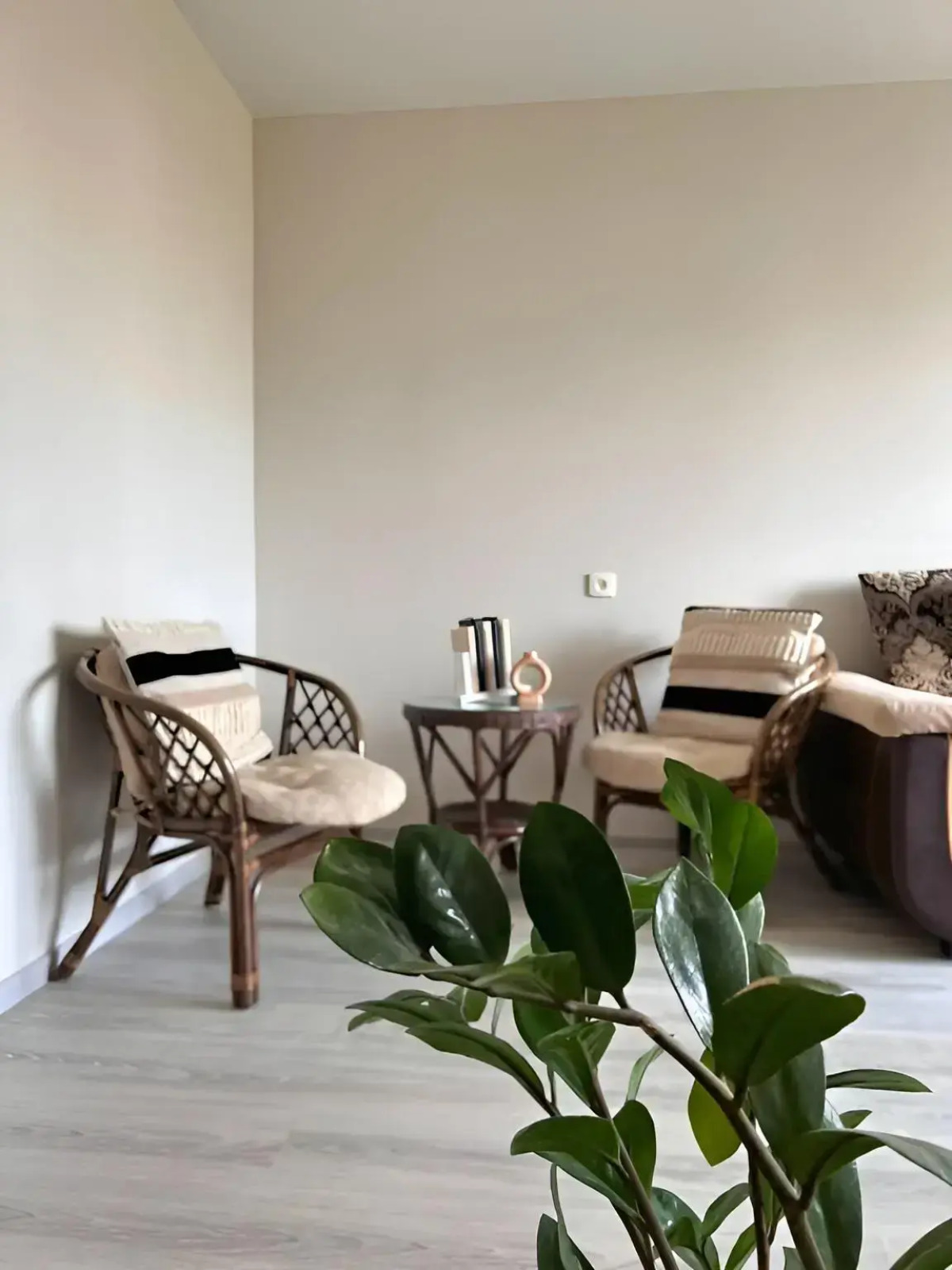 Квартира на Рихарда Зорге 42