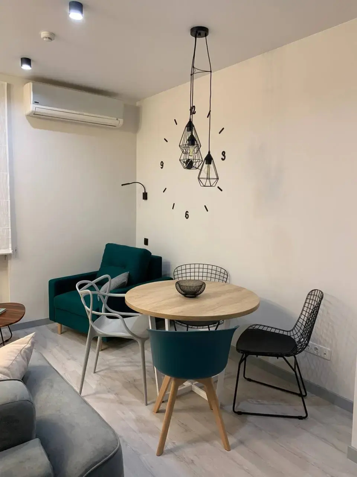 Квартира 2-комнатная уютная в центре в дизайнерском исполнении