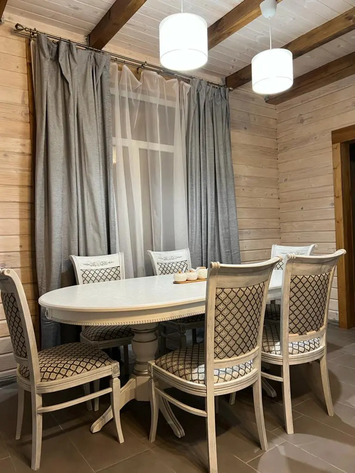 Белый песок