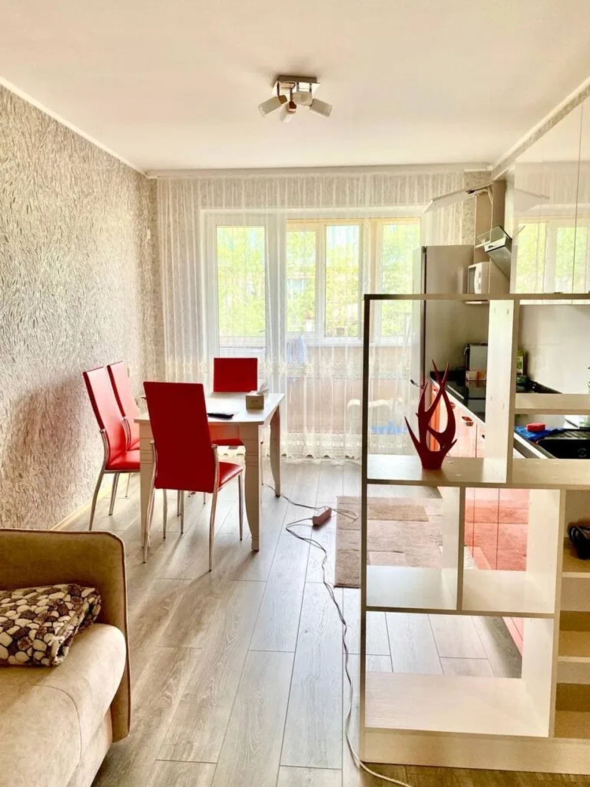 Двухкомнатные Апартаменты на Победе