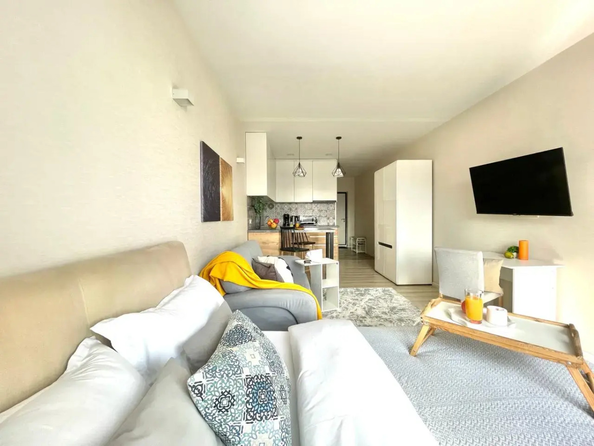 Апартаменты Студия День Ночь с Видом На Горы