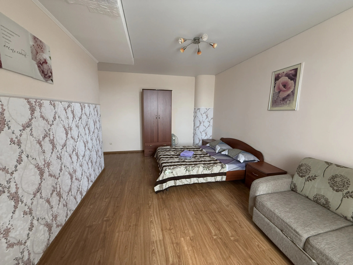 Апартаменты Аврора шестиместные (id 127)