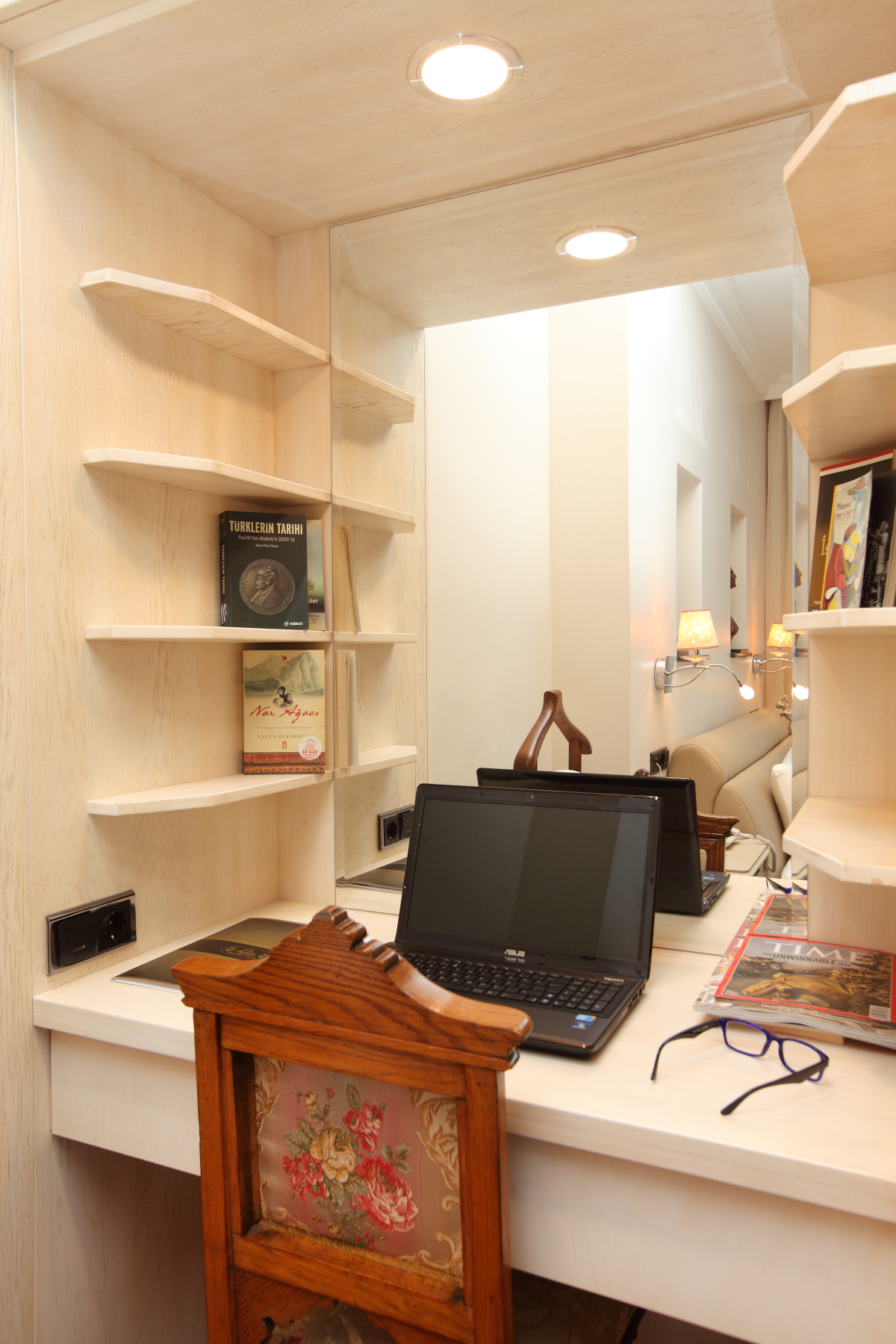 Отель Lir Residence Suites