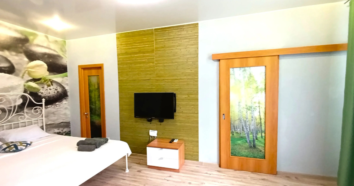 Двухкомнатная квартира в центре "Орхидея от МОИАпарт"