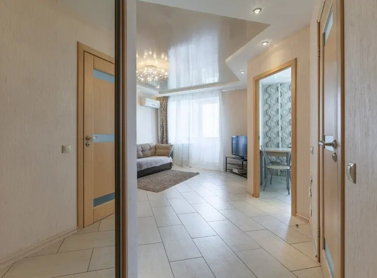 Квартира с джакузи шикарным видом на Волгу в центре Самары