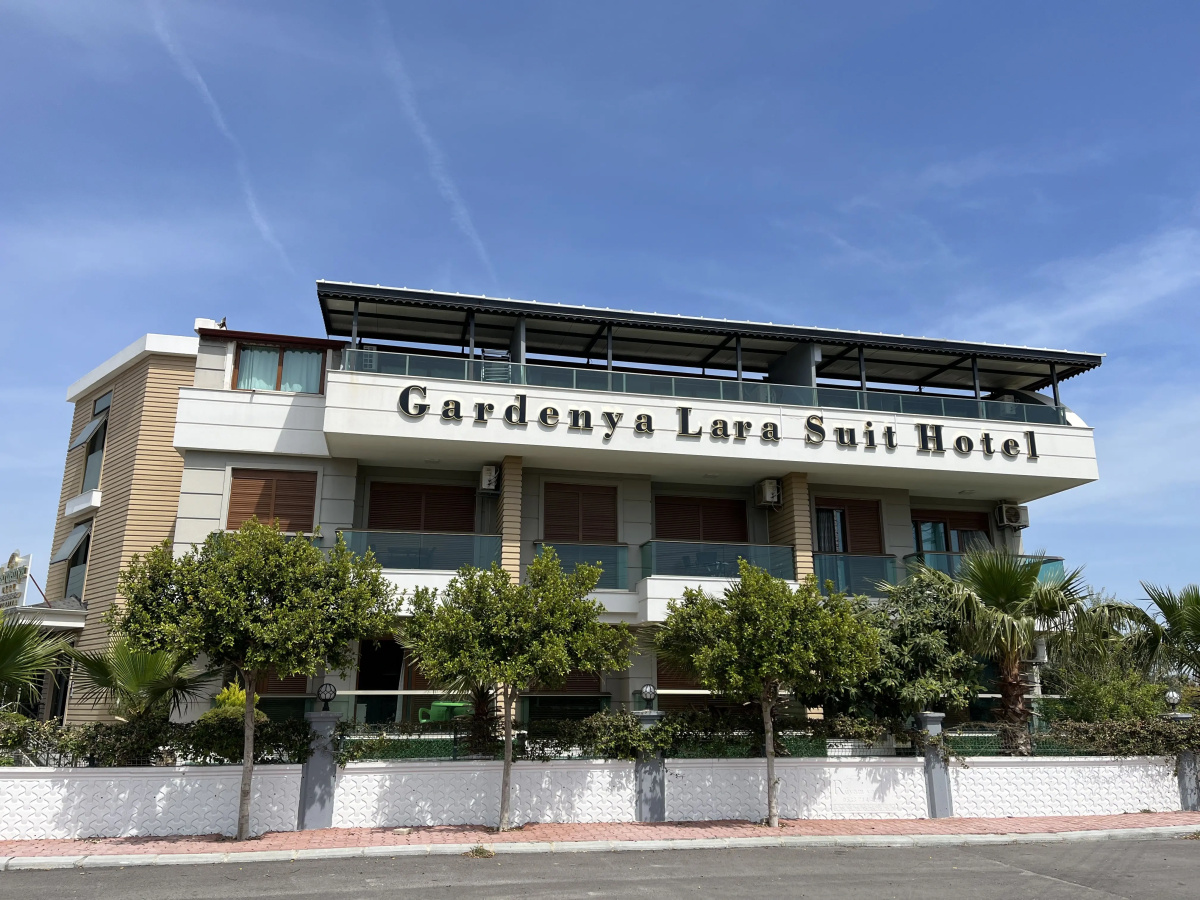 Отель Gardenya Lara Suit