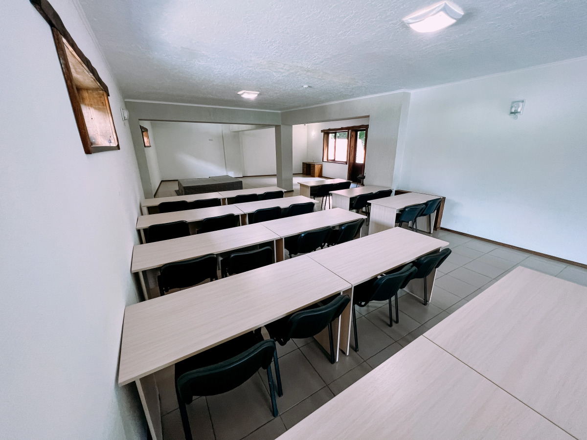 Отель Таулу