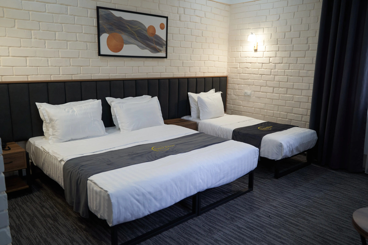 Отель Vatan Plaza