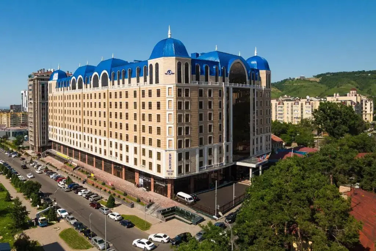 Отель Shera Inn