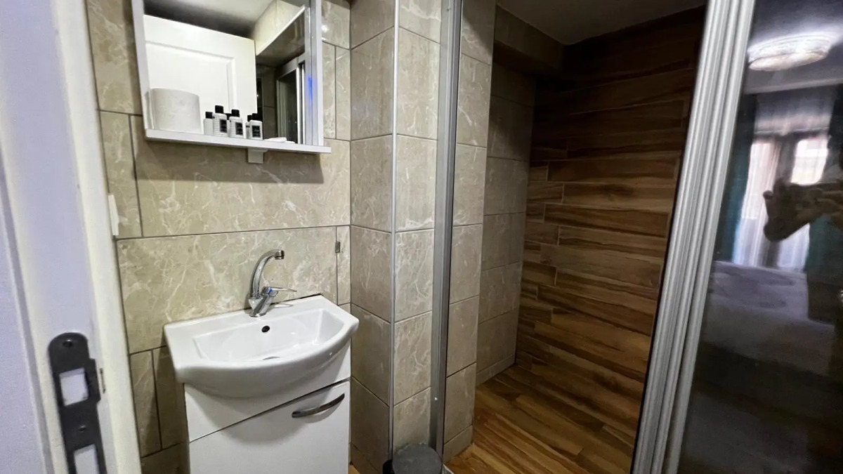 Отель Moon Blue