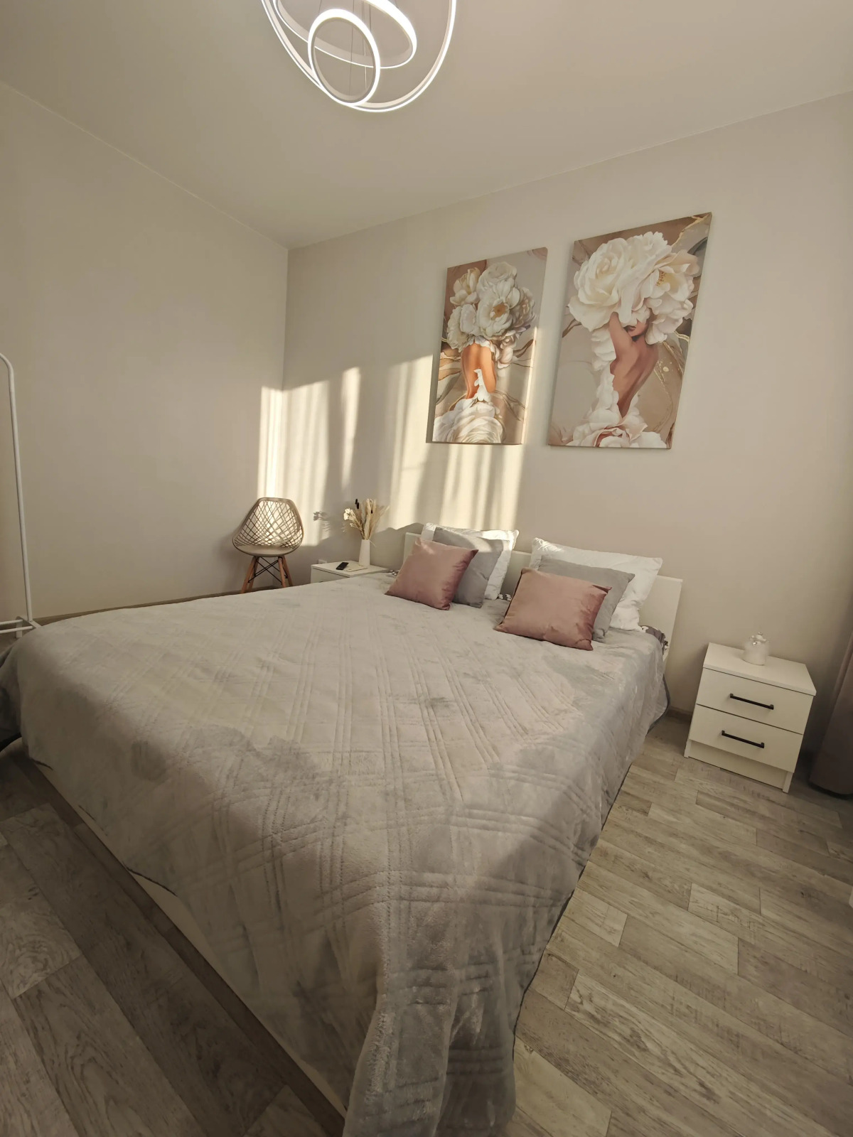 Квартира комфортные Ивана Захарова 18/2