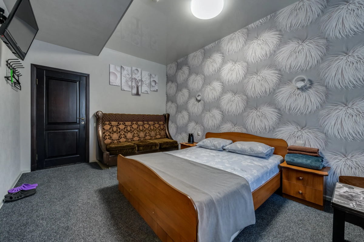 на Ермолаева