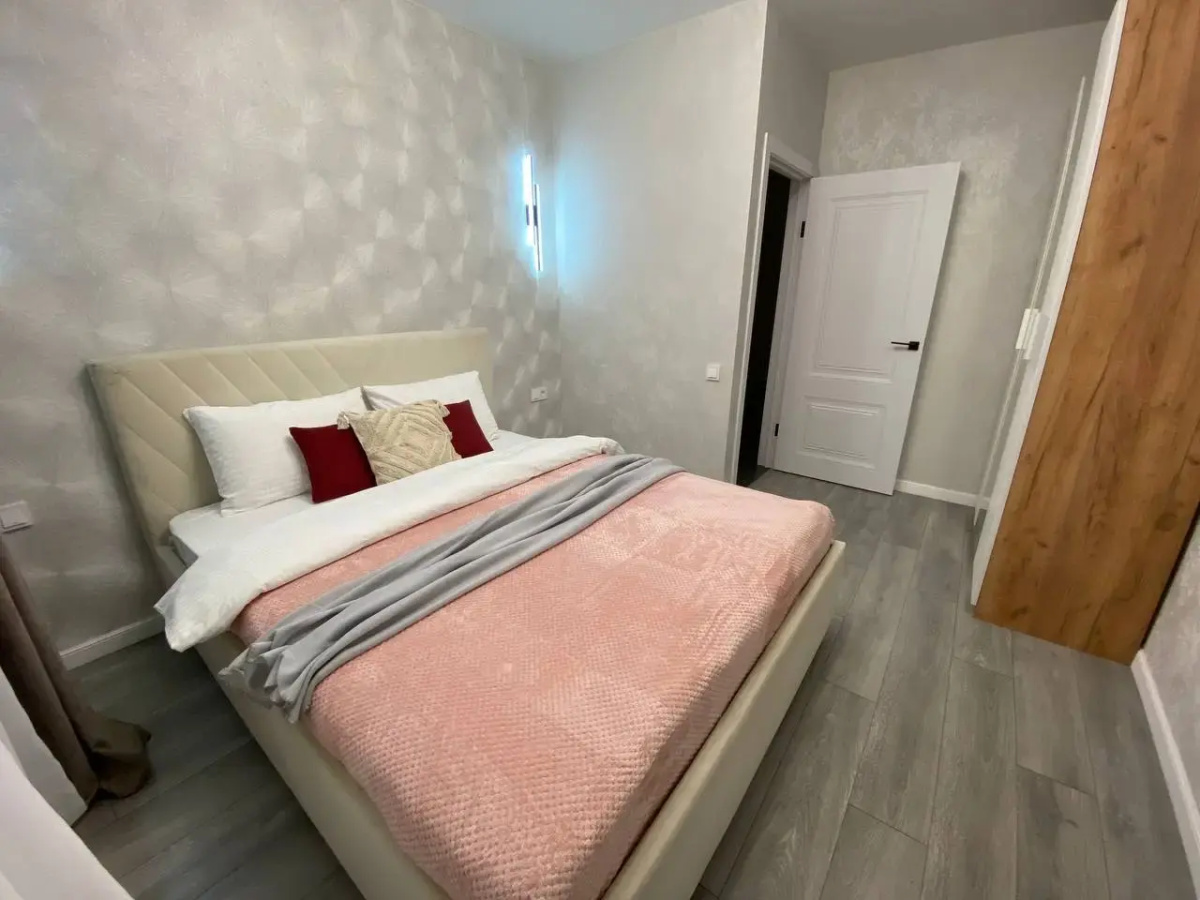 Apartment Просторная уютная квартира сети Эль Апарт в современном ЖК