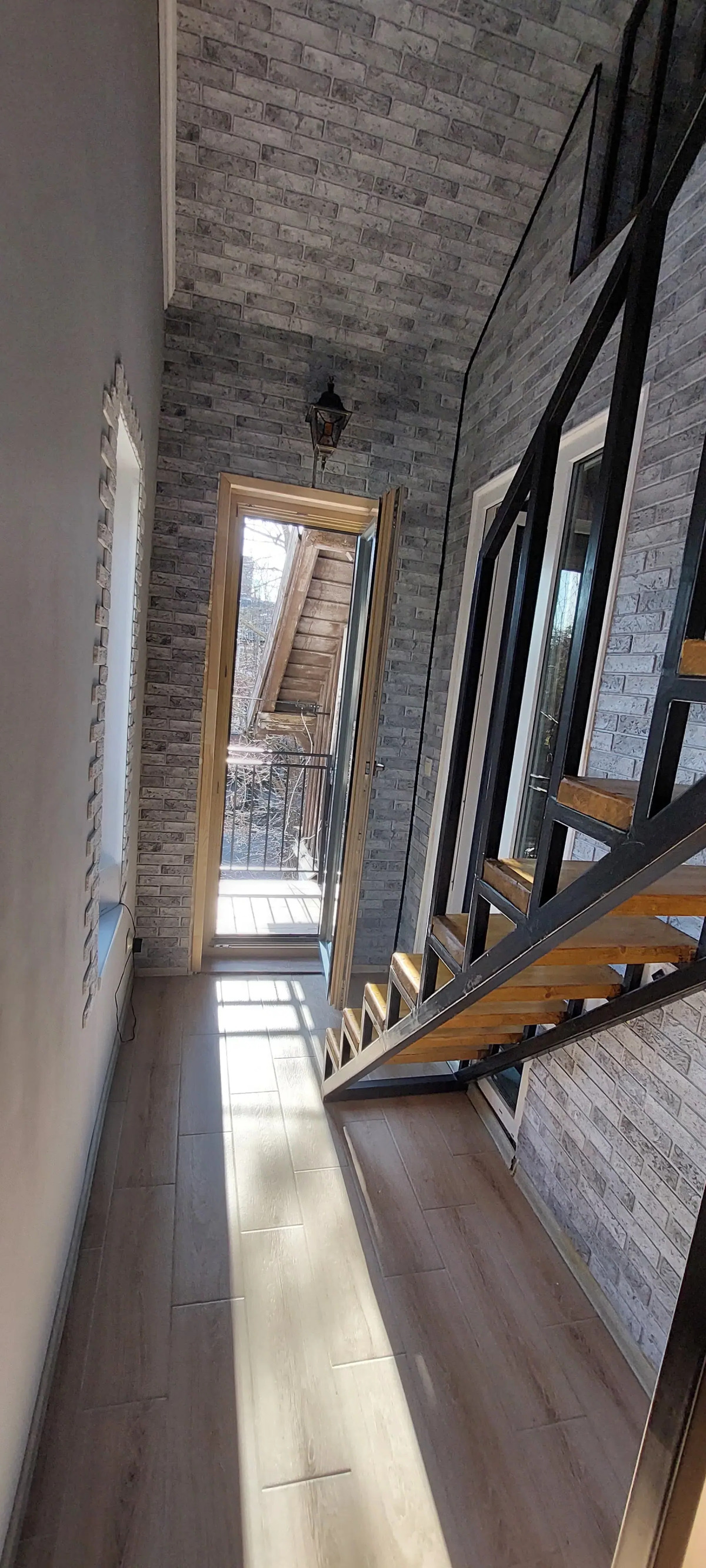 Апартаменты Двухуровневые апартаменты около музея ангелов