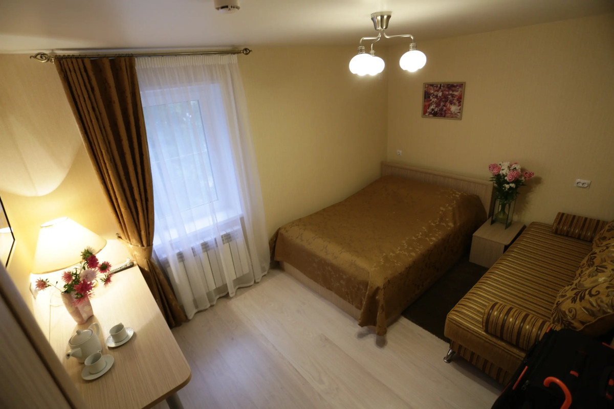 Отель Астра