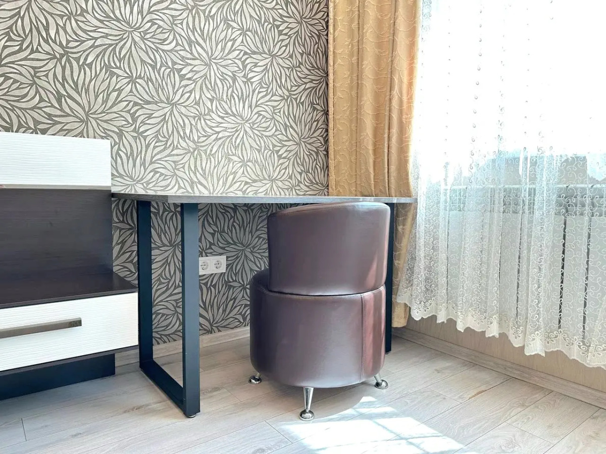 Квартира Двухкомнатная с балконом на Притомском