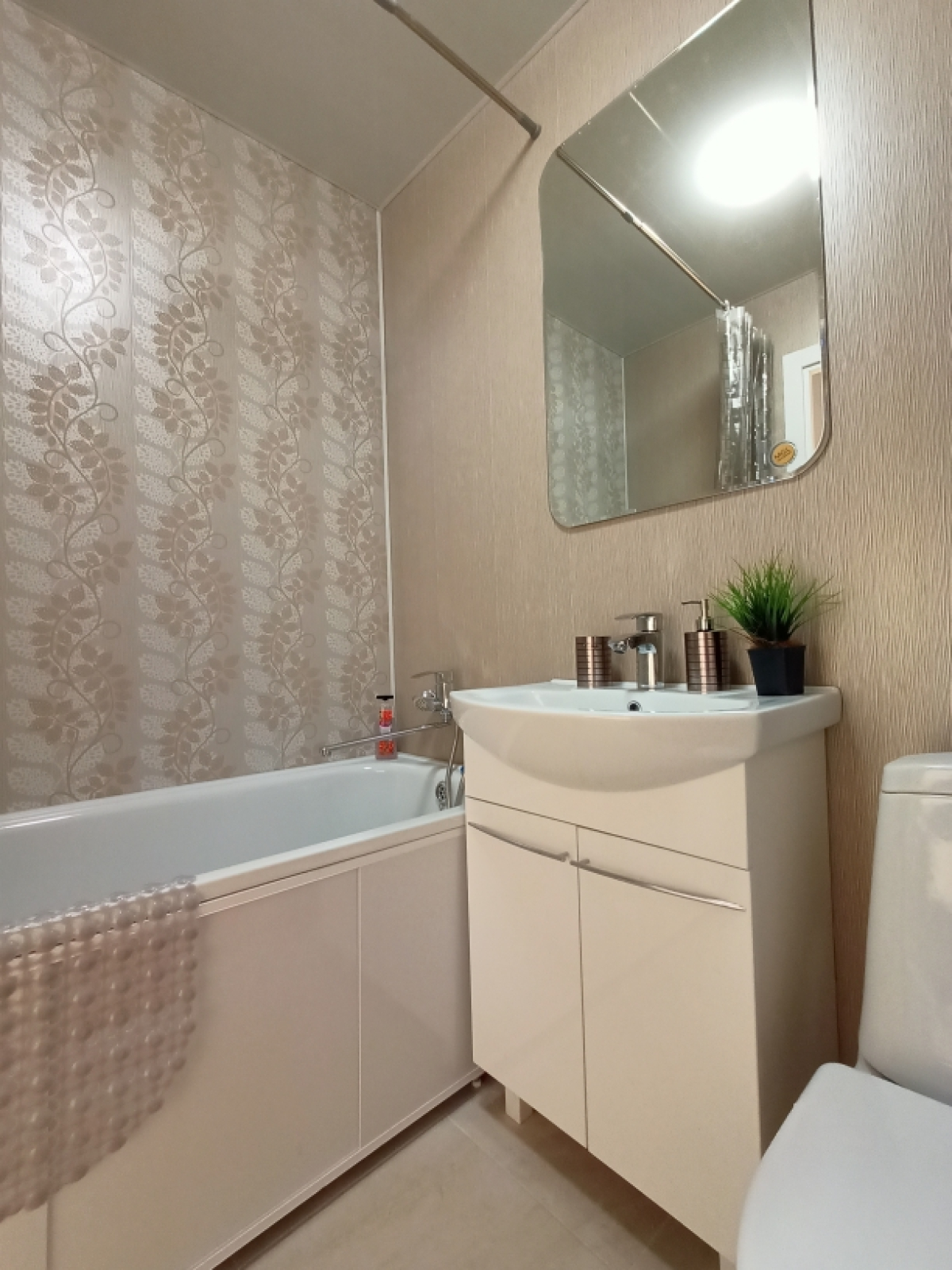 Апартаменты на проспекте Толбухина 45 с красивым видом