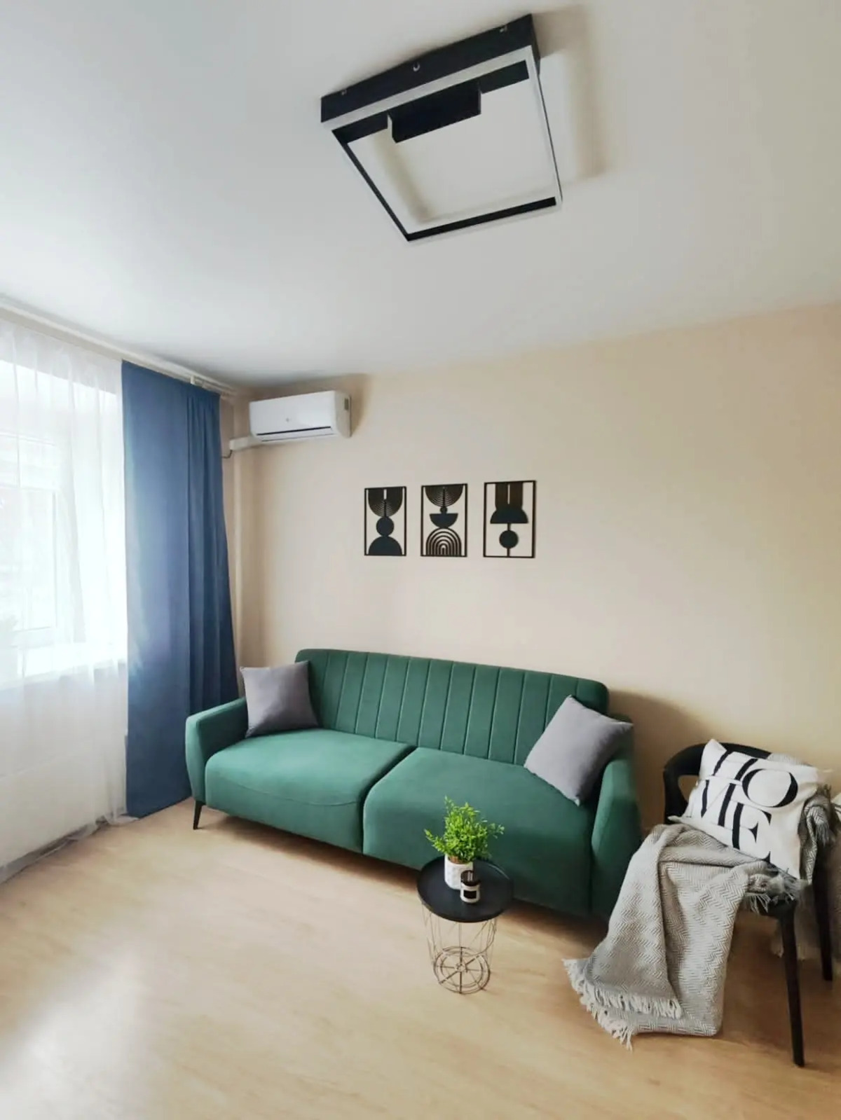 Апартаменты Ягодинская 25