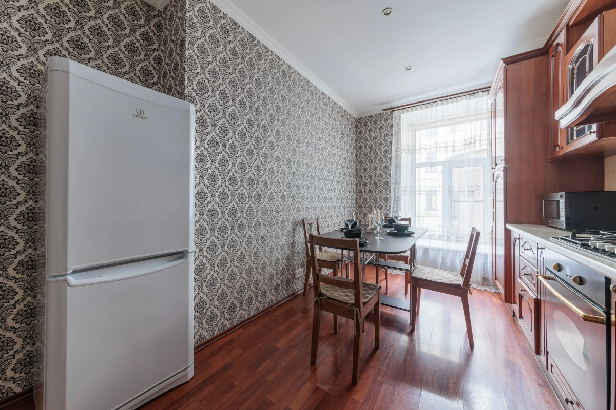 Квартира Трехкомнатная на Невском 45 DereMRents ДереМРентс