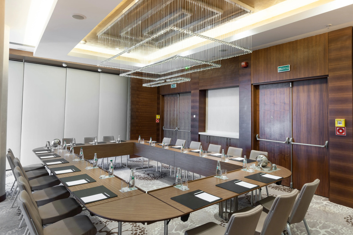 Отель Ренессанс Минск Конгресс и СПА Центр