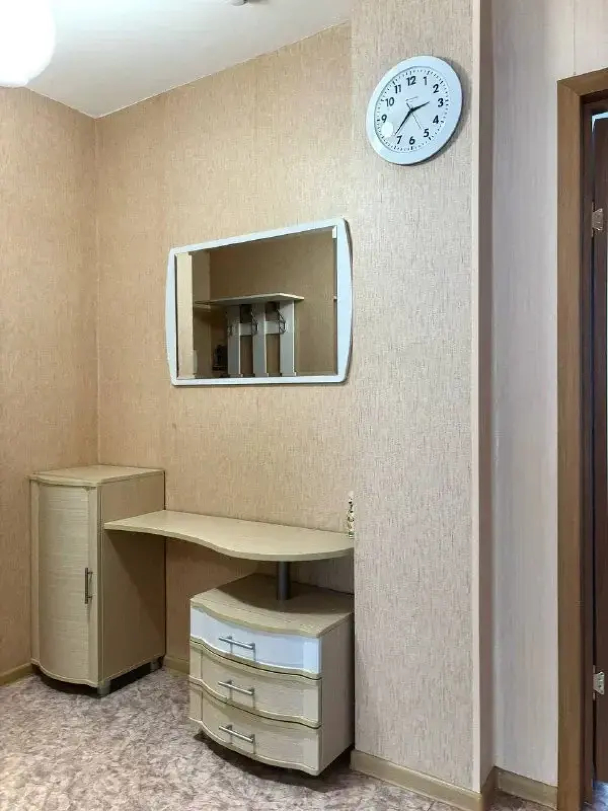 Апартаменты BestHome Двухкомнатная квартира Golden Sunshine на Волге