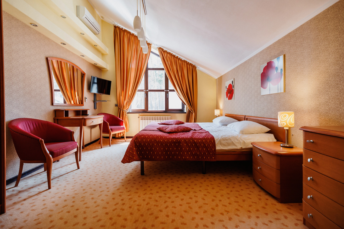 Парк Отель Русский